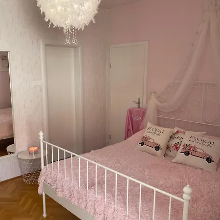 Guest house Nina Baska Voda